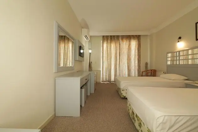 https://images.etstur.com/files/images/hotelImages/TR/50855/l/Villa-Lycus-Oda-348742.jpg