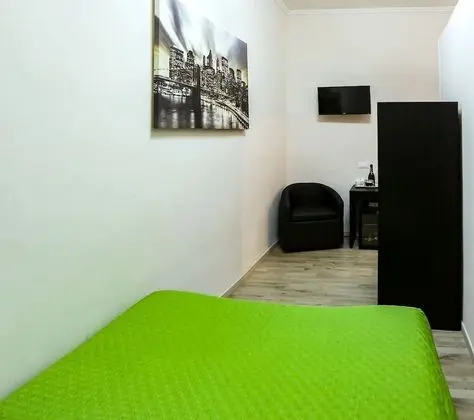 Comfort Tek Büyük Yataklı Oda