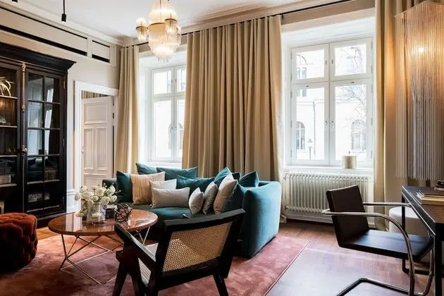 Large King Room