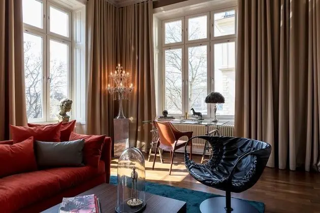 Large King Room