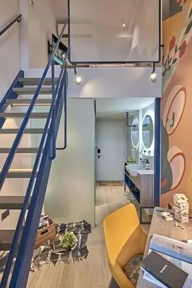 Loft (Level Up)