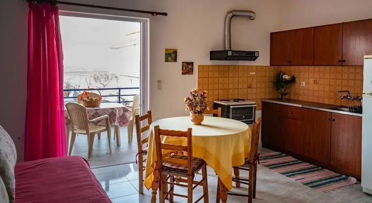 Standard Apart Daire, 2 Yatak Odası, Kısmi Deniz Manzaralı, Denize Sıfır
