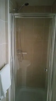 Standard Oda, Banyolu/Duşlu (4 Bed)