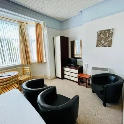 Deluxe Stüdyo, Ortak Banyo (sleeps 3)