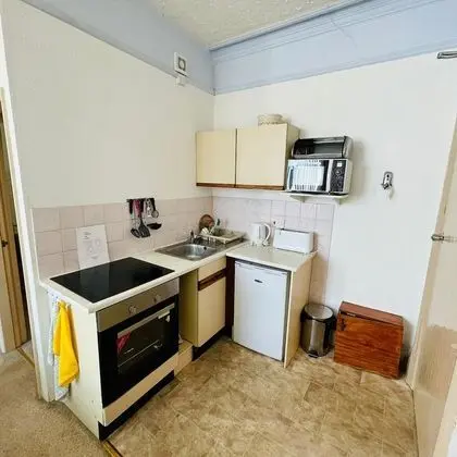 Deluxe Stüdyo, Ortak Banyo (sleeps 3)