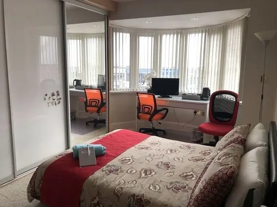 Luxury Tek Büyük Yataklı Oda