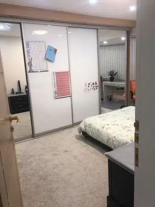 Luxury Tek Büyük Yataklı Oda