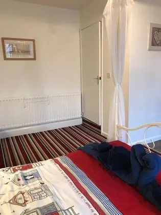 Tek Büyük Yataklı Oda (Four Poster Bed)