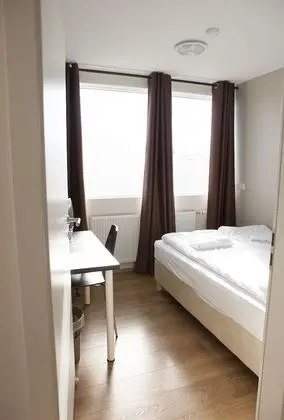 Junior Tek Büyük Yataklı Oda, 1 Büyük (Queen) Boy Yatak, Ortak Banyo