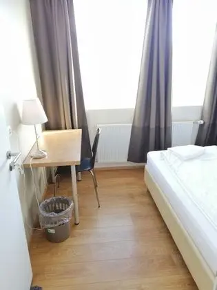 Junior Tek Büyük Yataklı Oda, 1 Büyük (Queen) Boy Yatak, Ortak Banyo