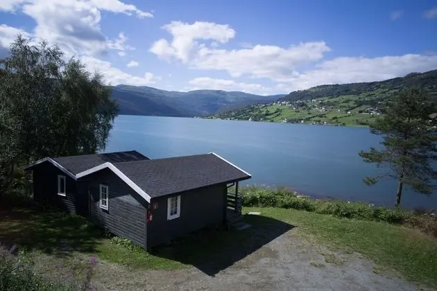 Basic Kulübe, Ortak Banyo