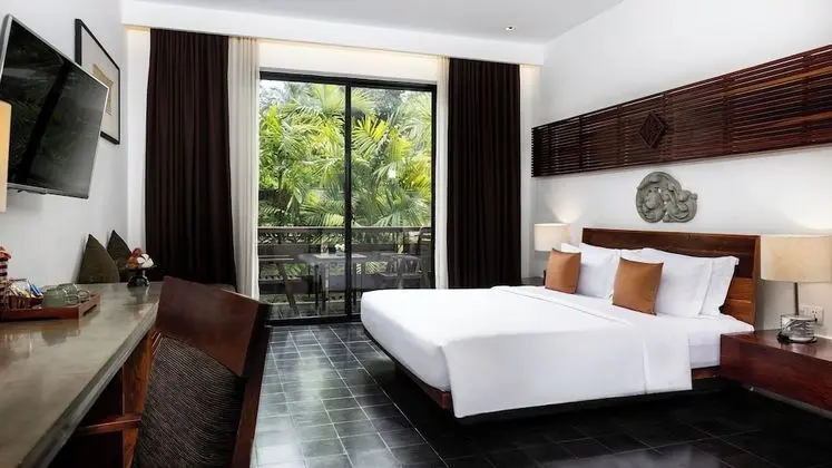 Deluxe Double River View
