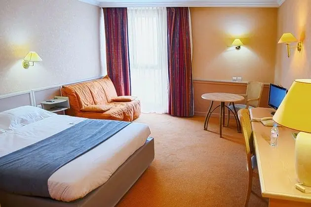 Tek Büyük Yataklı Oda