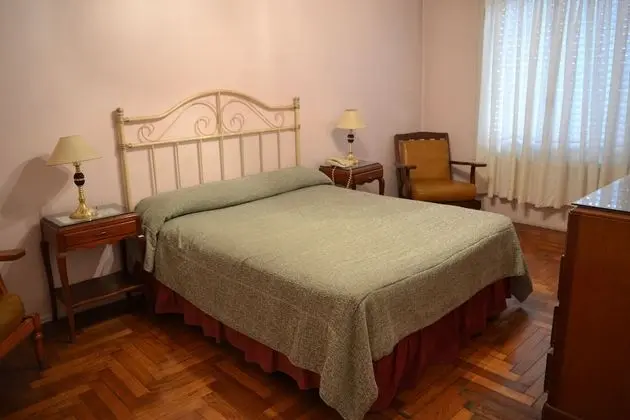 Tek Büyük Yataklı Oda