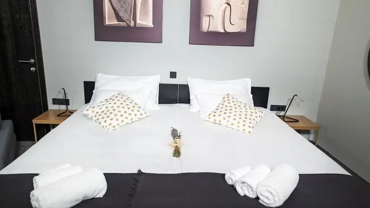 Comfort Tek Büyük veya İki Ayrı Yataklı Oda