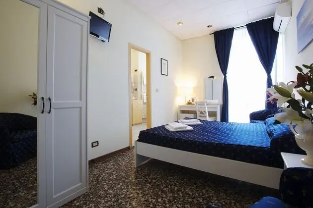 Tek Büyük Yataklı Oda, Balkon