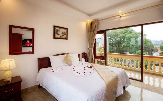 Deluxe Tek Büyük Yataklı Oda, Balkon