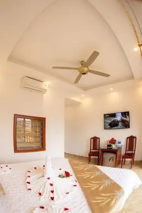 Deluxe Tek Büyük Yataklı Oda, Balkon