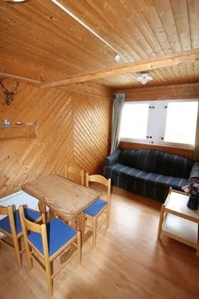 Traditional Bungalov, Veranda (smaller)