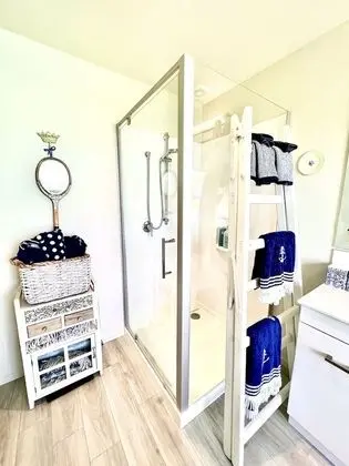Luxury Ev, Teras, Koy Manzaralı (Boatique House)