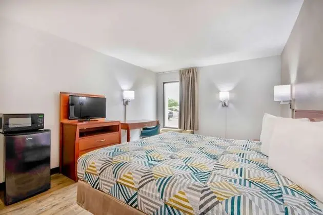 Standard Oda, 1 En Büyük (King) Boy Yatak, Buzdolabı ve Mikrodalga