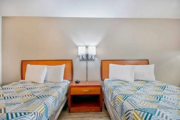 Standard Oda, 2 Çift Kişilik Yatak, Buzdolabı ve Mikrodalga