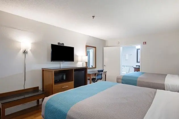 Deluxe Oda, 2 Büyük (Queen) Boy Yatak, Sigara İçilmez, Buzdolabı ve Mikrodalga