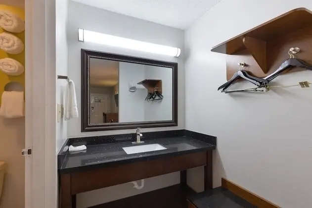 Deluxe Oda, 2 Büyük (Queen) Boy Yatak, Sigara İçilmez, Buzdolabı ve Mikrodalga