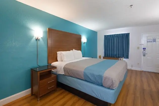 Superior Oda, 1 En Büyük (King) Boy Yatak, Sigara İçilmez, Sıcak Su Havuzu