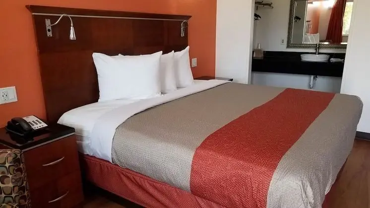 Deluxe Oda, 1 En Büyük (King) Boy Yatak, Sigara İçilmez, Buzdolabı ve Mikrodalga