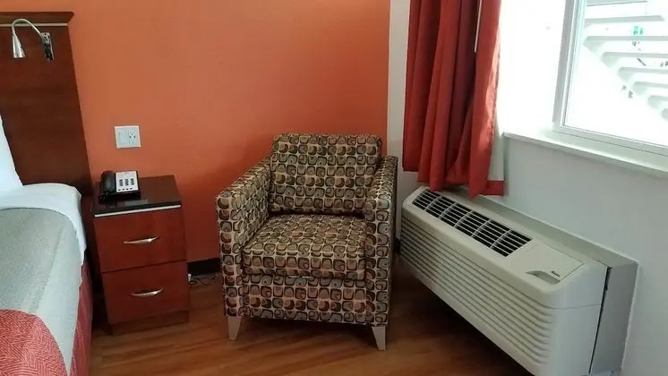 Deluxe Oda, 2 Çift Kişilik Yatak, Sigara İçilmez, Buzdolabı ve Mikrodalga