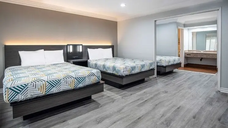 Standard Süit, Birden Çok Yatak, Sigara İçilmez