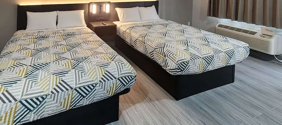 Standard Oda, 2 Büyük (Queen) Boy Yatak, Engellilere Uygun, Sigara İçilmez