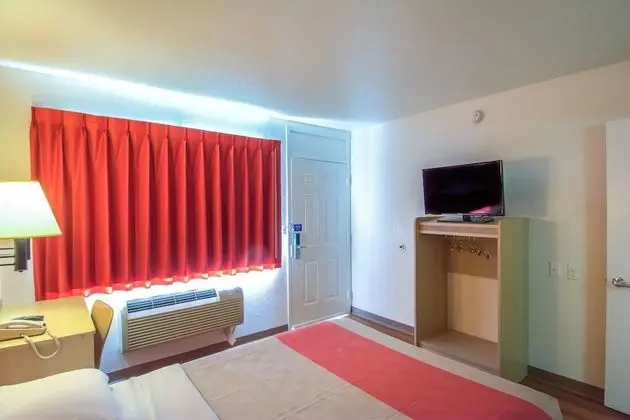 Standard Oda, 1 Büyük (Queen) Boy Yatak, Sigara İçilmez, Buzdolabı ve Mikrodalga