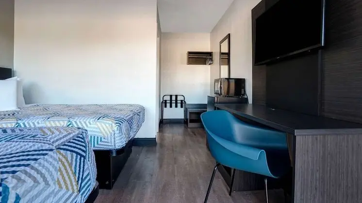 Standard Oda, 2 Çift Kişilik Yatak, Sigara İçilmez, Buzdolabı ve Mikrodalga