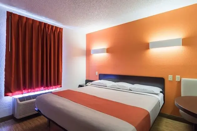 Standard Oda, 1 En Büyük (King) Boy Yatak, Sigara İçilmez