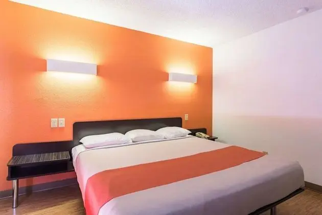 Standard Oda, 1 En Büyük (King) Boy Yatak, Sigara İçilmez