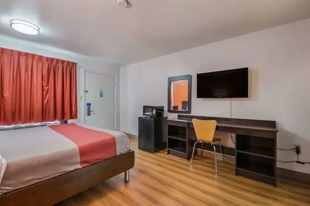 Deluxe Oda, 2 Çift Kişilik Yatak, Sigara İçilmez, Buzdolabı ve Mikrodalga