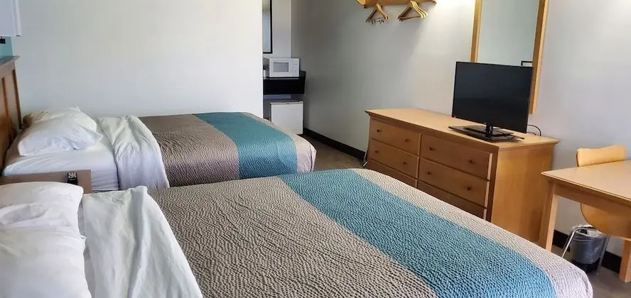 Standard Oda, 2 Büyük (Queen) Boy Yatak, Sigara İçilmez, Buzdolabı ve Mikrodalga