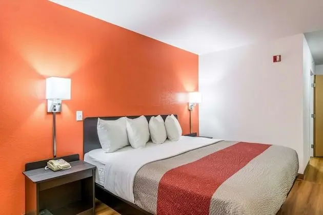 Standard Oda, 1 En Büyük (King) Boy Yatak, Sigara İçilebilir