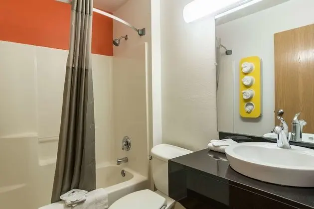 Standard Oda, 1 En Büyük (King) Boy Yatak, Sigara İçilebilir