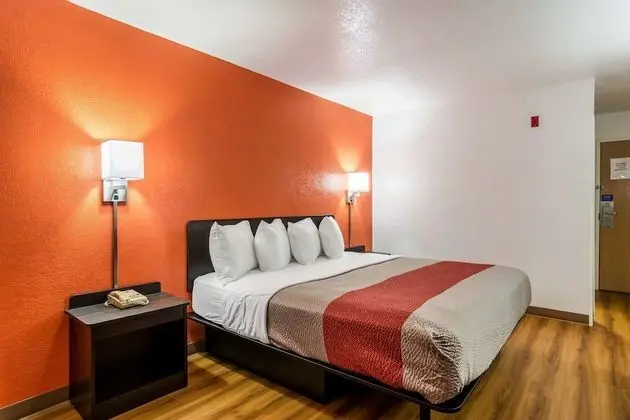 Standard Oda, 1 En Büyük (King) Boy Yatak, Sigara İçilmez