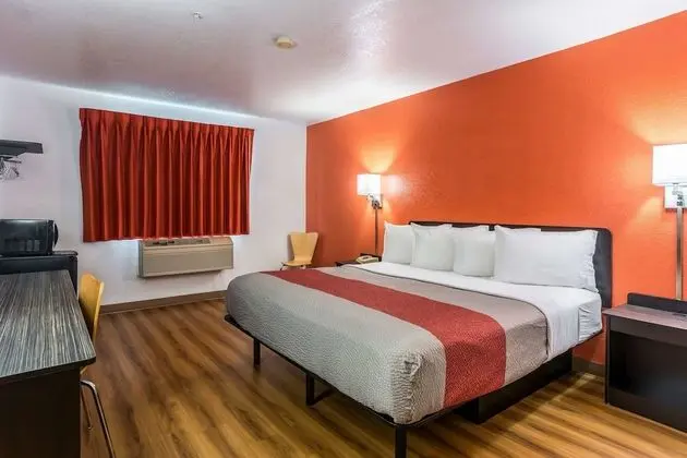 Standard Oda, 1 En Büyük (King) Boy Yatak, Sigara İçilmez