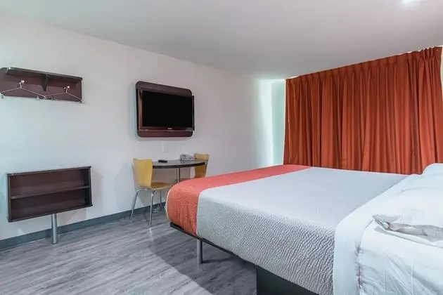 Standard Oda, 1 En Büyük (King) Boy Yatak, Sigara İçilmez