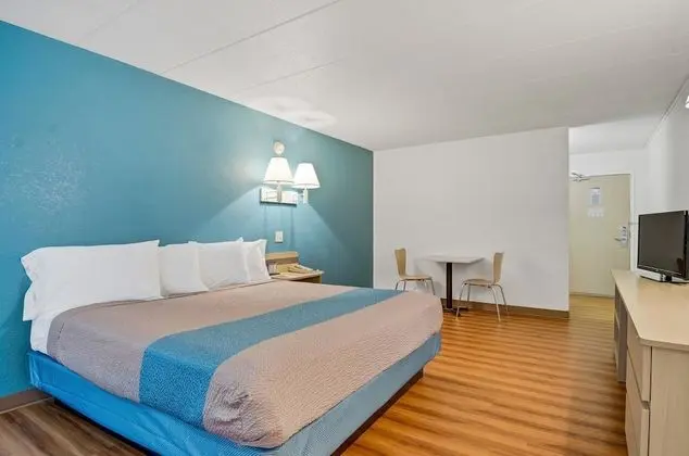 Standard Oda, 1 En Büyük (King) Boy Yatak, Sigara İçilmez