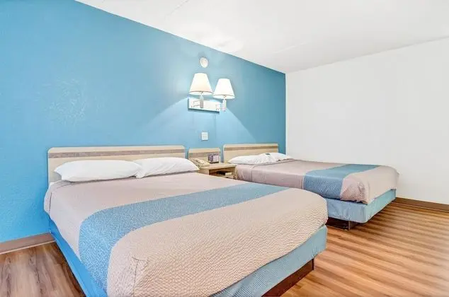 Standard Oda, 2 Büyük (Queen) Boy Yatak, Sigara İçilmez, Buzdolabı ve Mikrodalga