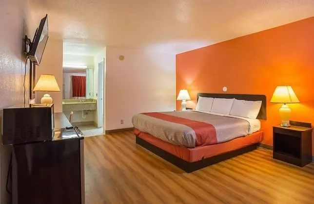 Deluxe Oda, 1 En Büyük (King) Boy Yatak, Sigara İçilmez, Buzdolabı ve Mikrodalga