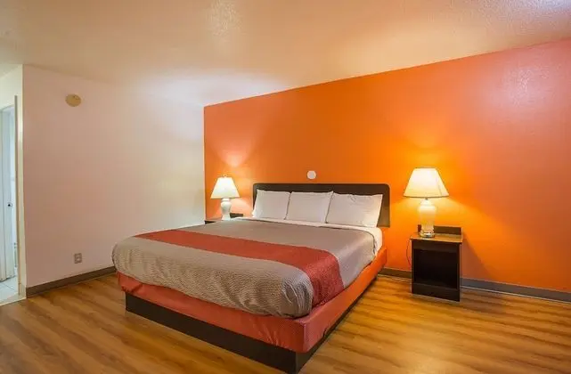 Deluxe Oda, 1 En Büyük (King) Boy Yatak, Sigara İçilmez, Buzdolabı ve Mikrodalga