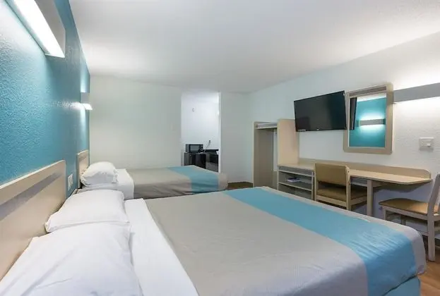 Standard Oda, 2 Büyük (Queen) Boy Yatak, Sigara İçilmez