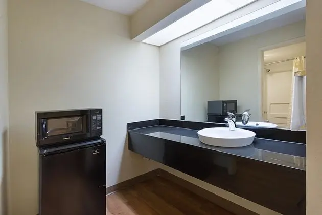 Standard Oda, 2 Büyük (Queen) Boy Yatak, Sigara İçilmez